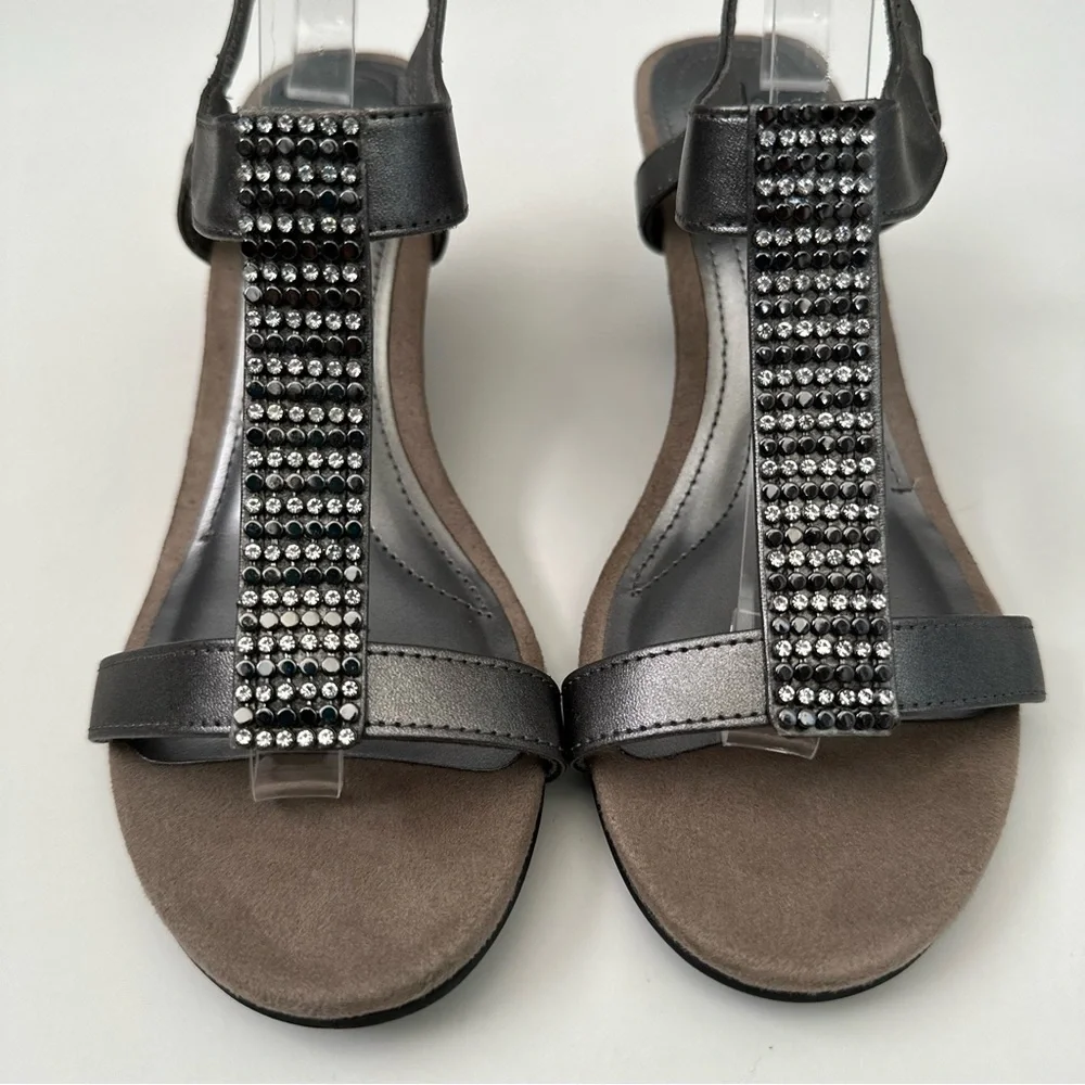 Comfort Plus Rhinestone Detail Silver Dressy Special Occasion Wedges Size 5W